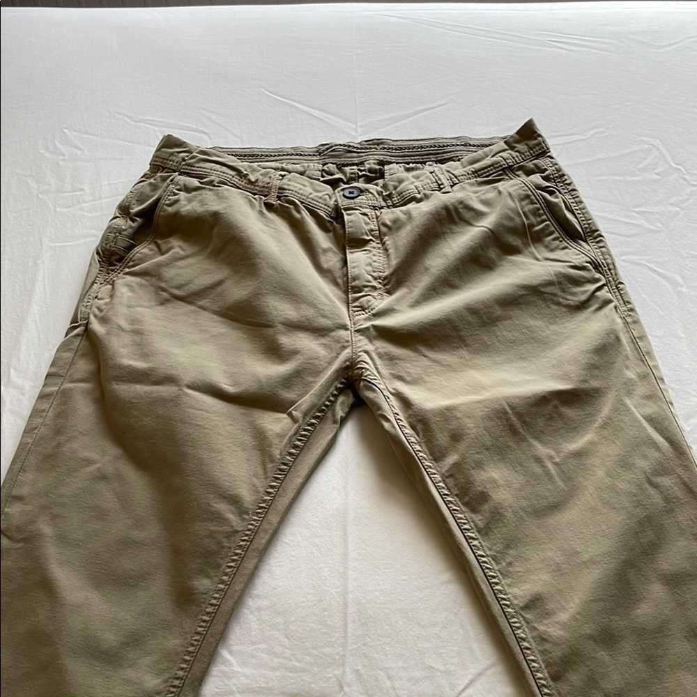 Zara Tan Chinos Classic Cotton-Blend Khakis